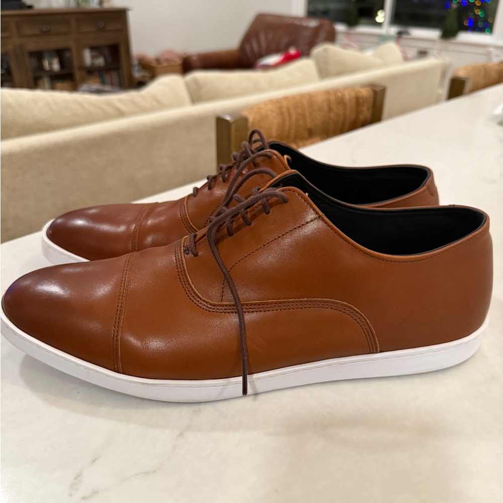 Allen Edmonds Park Avenue Cap-toe Oxford Dress Sneaker (size 11, D width)